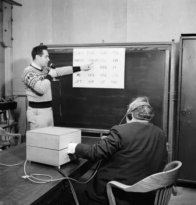 Wiener participating in a brainwave experiment at MIT laboratory